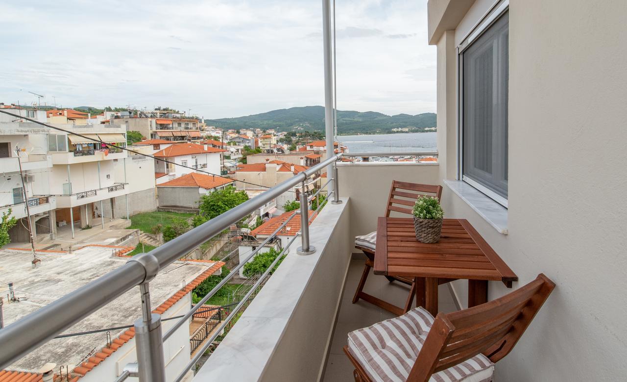 Kamis Tatil Evi Neos Marmaras